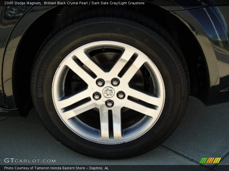 Brilliant Black Crystal Pearl / Dark Slate Gray/Light Graystone 2006 Dodge Magnum