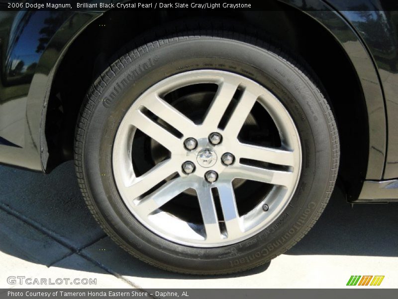 Brilliant Black Crystal Pearl / Dark Slate Gray/Light Graystone 2006 Dodge Magnum