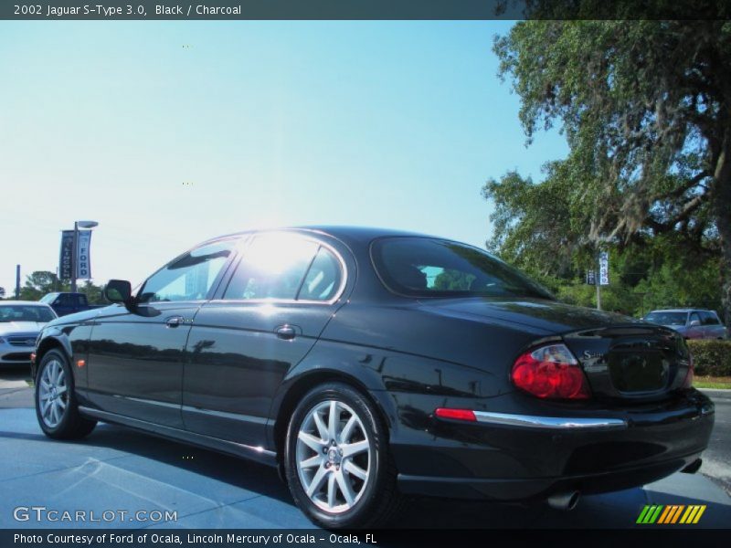 Black / Charcoal 2002 Jaguar S-Type 3.0