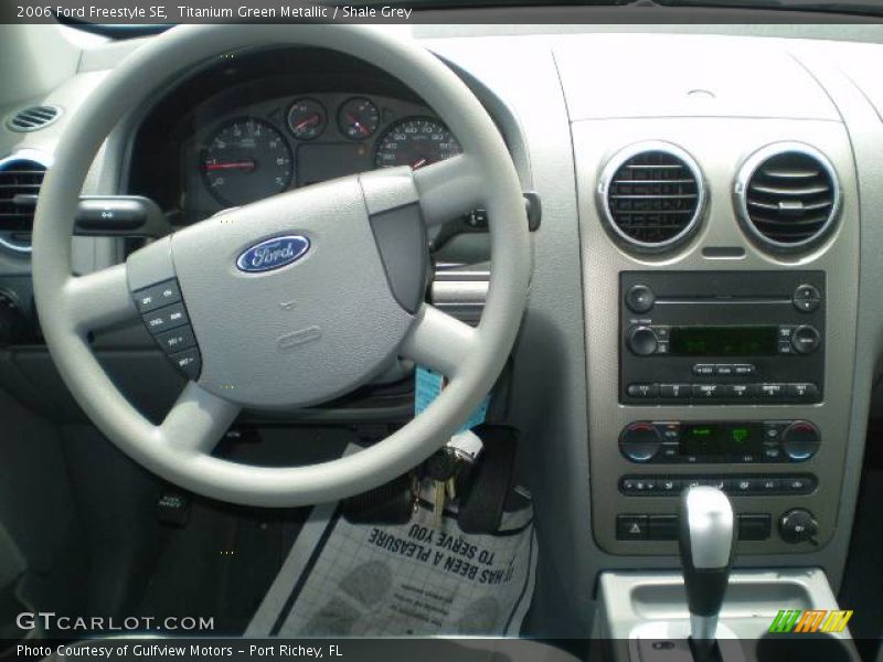 Titanium Green Metallic / Shale Grey 2006 Ford Freestyle SE