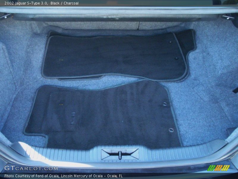 Black / Charcoal 2002 Jaguar S-Type 3.0