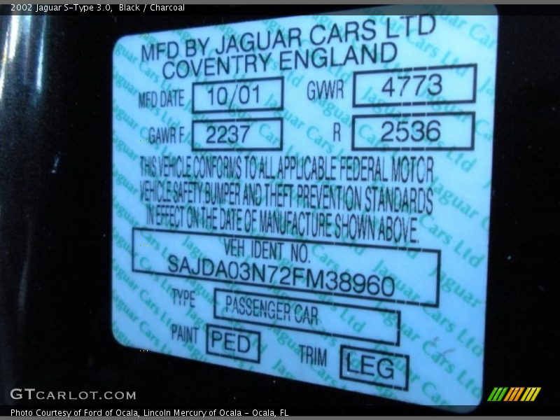 Black / Charcoal 2002 Jaguar S-Type 3.0