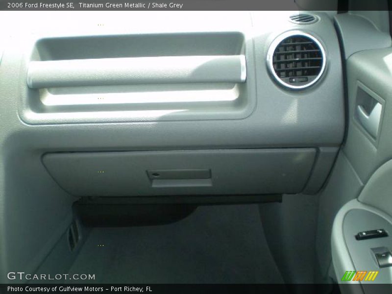 Titanium Green Metallic / Shale Grey 2006 Ford Freestyle SE