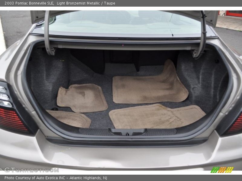  2003 Bonneville SLE Trunk