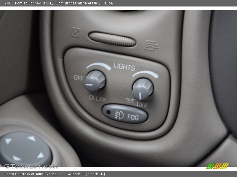 Controls of 2003 Bonneville SLE