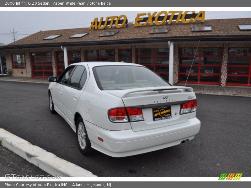 Aspen White Pearl / Stone Beige 2000 Infiniti G 20 Sedan