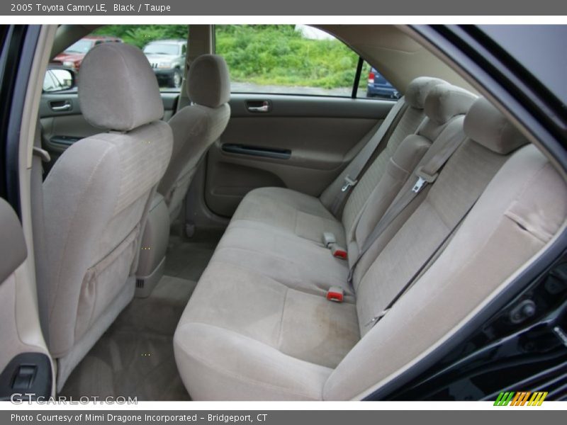 Black / Taupe 2005 Toyota Camry LE