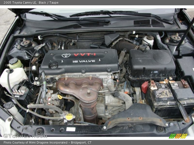 Black / Taupe 2005 Toyota Camry LE