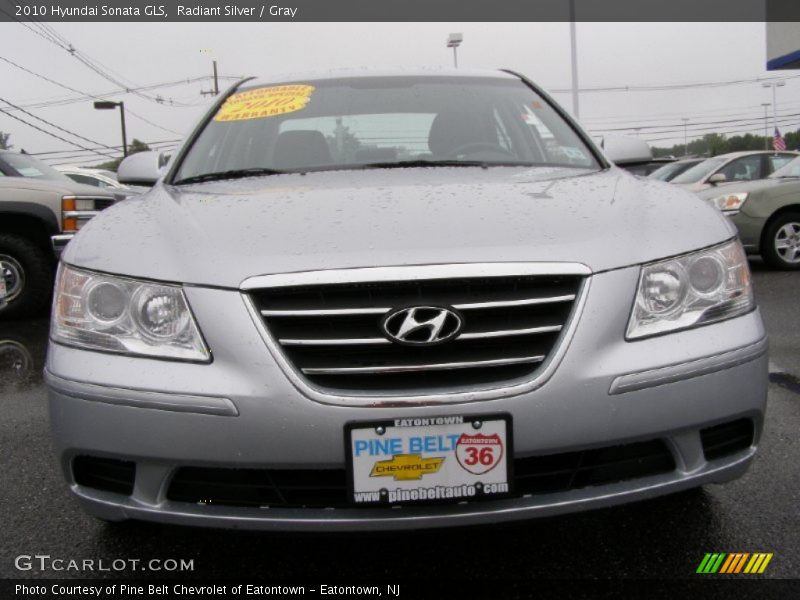 Radiant Silver / Gray 2010 Hyundai Sonata GLS