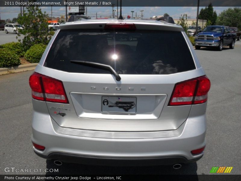Bright Silver Metallic / Black 2011 Dodge Journey Mainstreet