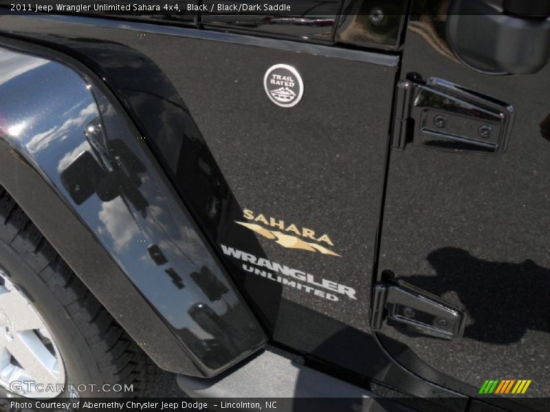 Black / Black/Dark Saddle 2011 Jeep Wrangler Unlimited Sahara 4x4