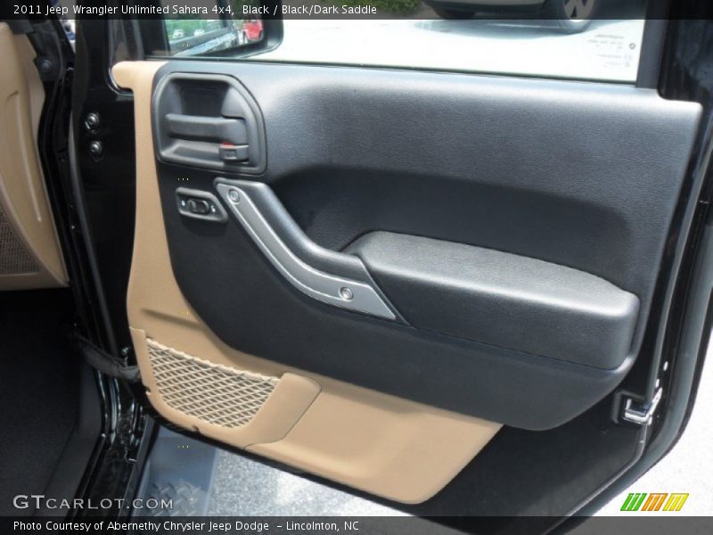 Black / Black/Dark Saddle 2011 Jeep Wrangler Unlimited Sahara 4x4