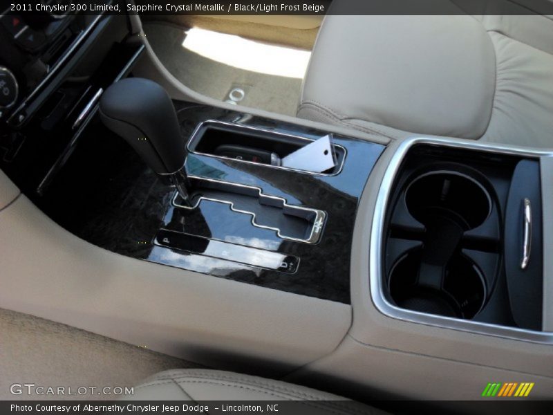 Sapphire Crystal Metallic / Black/Light Frost Beige 2011 Chrysler 300 Limited
