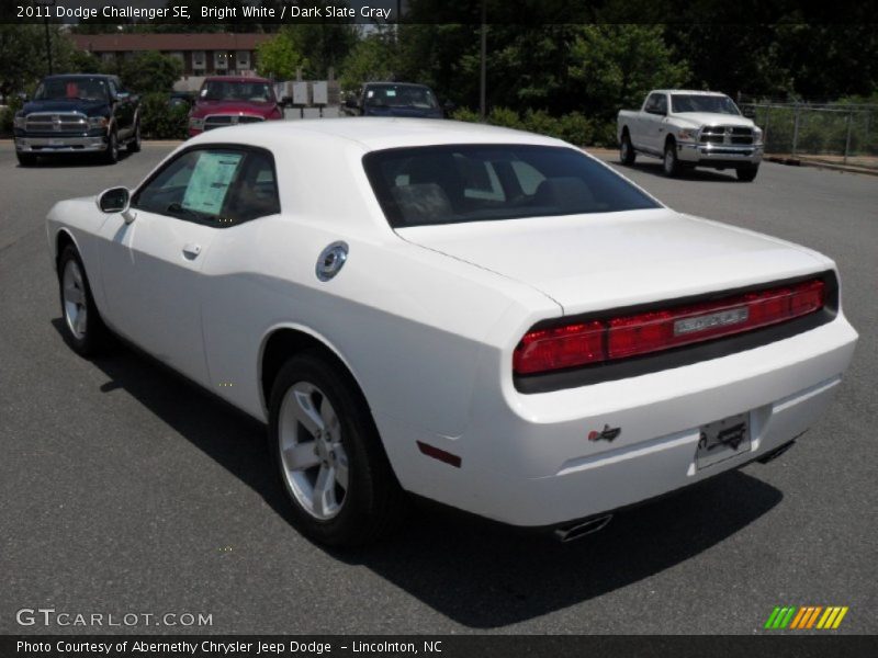 Bright White / Dark Slate Gray 2011 Dodge Challenger SE