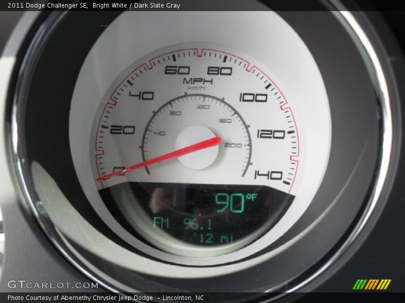 Bright White / Dark Slate Gray 2011 Dodge Challenger SE