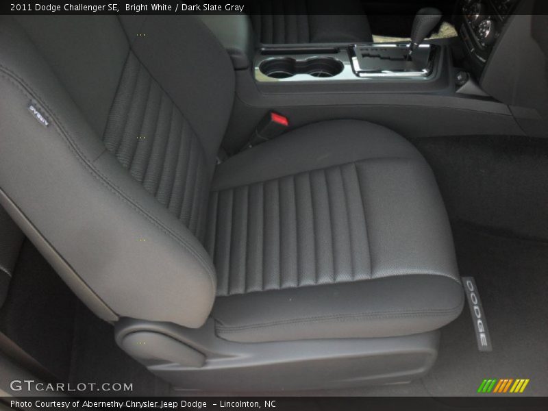 Bright White / Dark Slate Gray 2011 Dodge Challenger SE