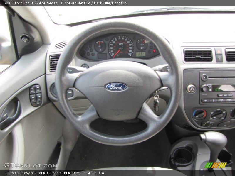 CD Silver Metallic / Dark Flint/Light Flint 2005 Ford Focus ZX4 SE Sedan