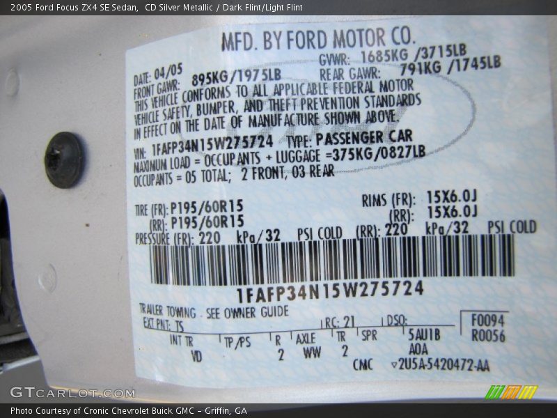 CD Silver Metallic / Dark Flint/Light Flint 2005 Ford Focus ZX4 SE Sedan