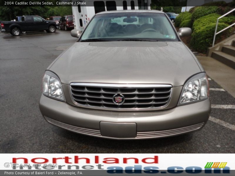 Cashmere / Shale 2004 Cadillac DeVille Sedan
