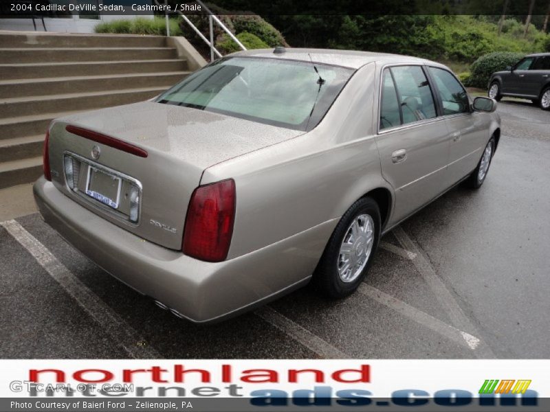 Cashmere / Shale 2004 Cadillac DeVille Sedan
