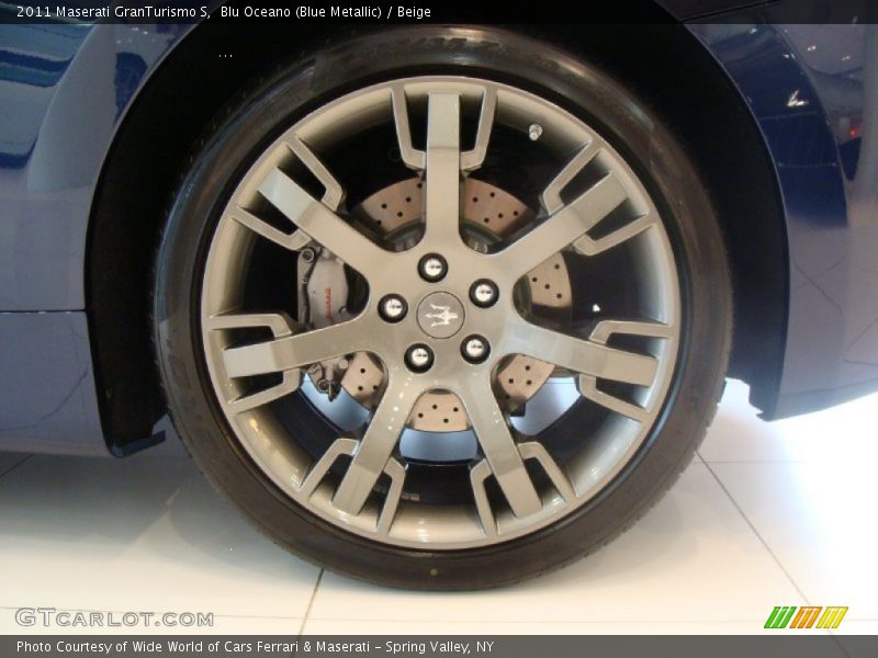 Blu Oceano (Blue Metallic) / Beige 2011 Maserati GranTurismo S