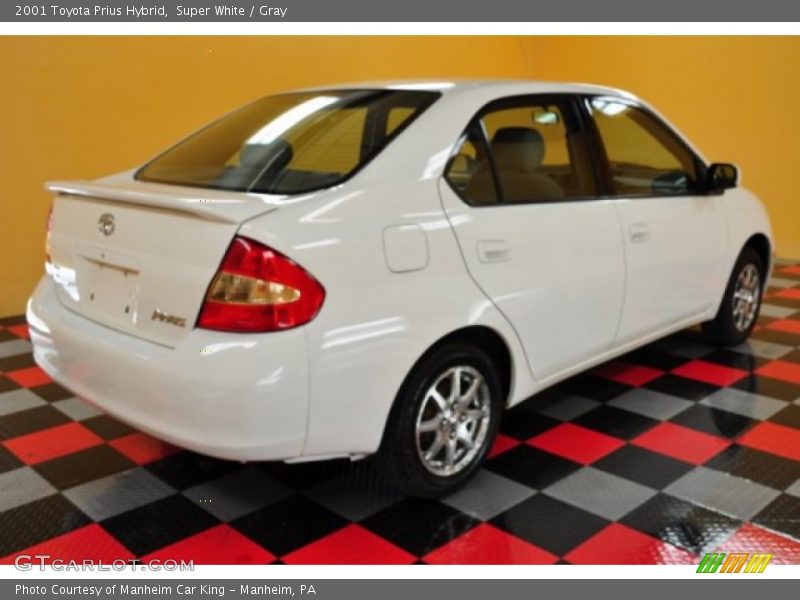 Super White / Gray 2001 Toyota Prius Hybrid