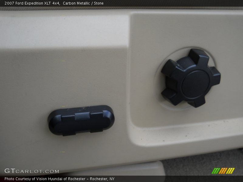 Carbon Metallic / Stone 2007 Ford Expedition XLT 4x4
