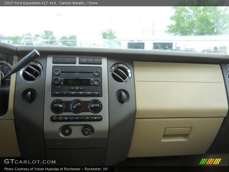 Carbon Metallic / Stone 2007 Ford Expedition XLT 4x4