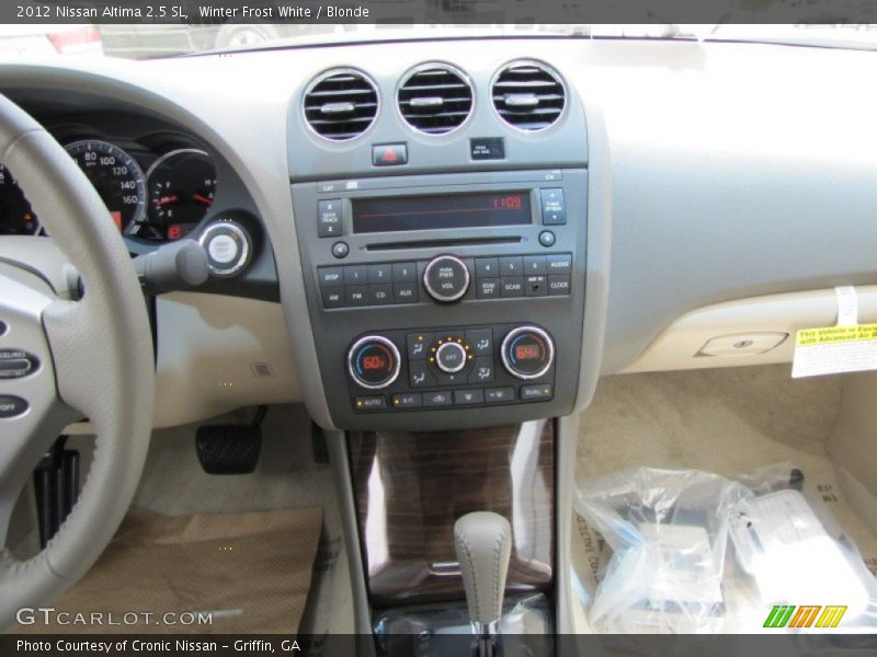 Winter Frost White / Blonde 2012 Nissan Altima 2.5 SL