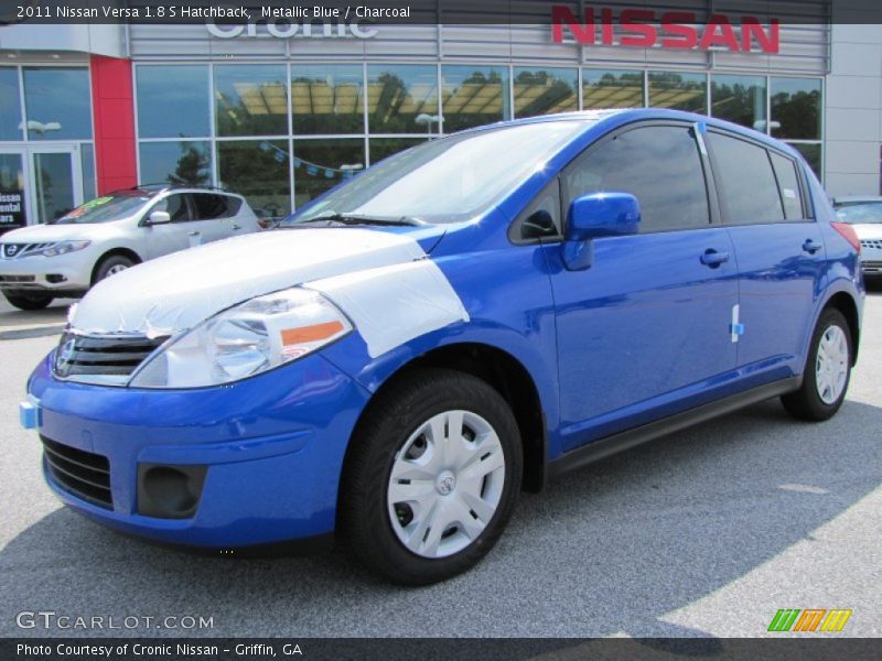 Metallic Blue / Charcoal 2011 Nissan Versa 1.8 S Hatchback