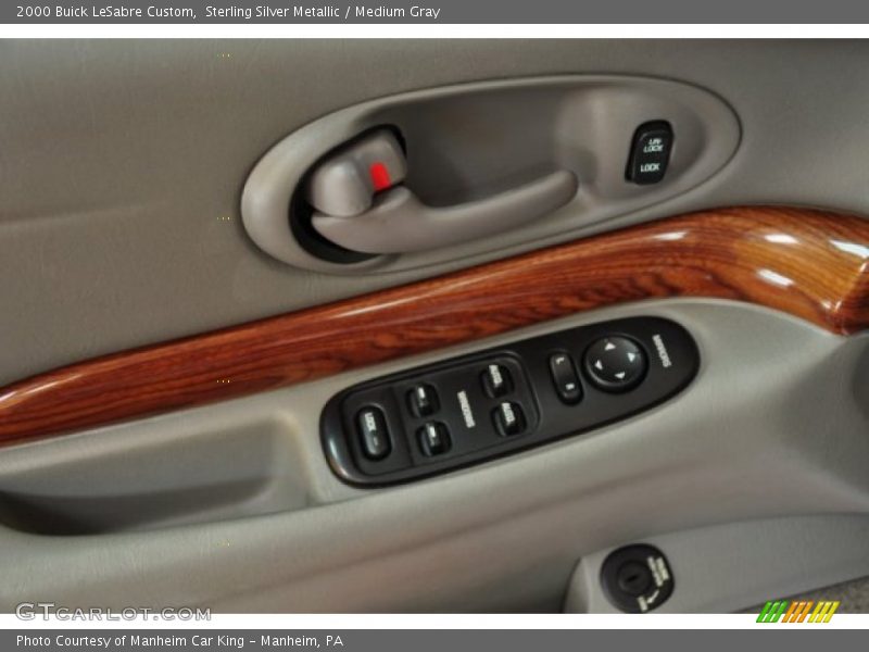 Sterling Silver Metallic / Medium Gray 2000 Buick LeSabre Custom