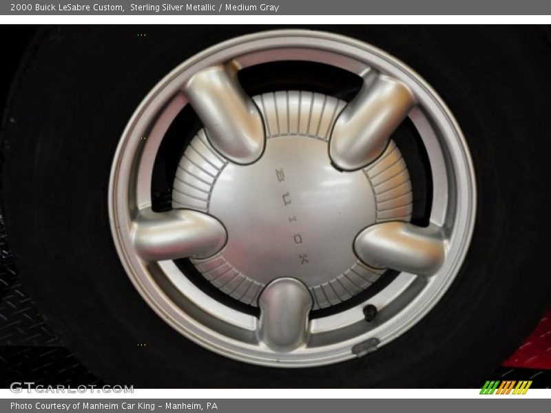 Sterling Silver Metallic / Medium Gray 2000 Buick LeSabre Custom