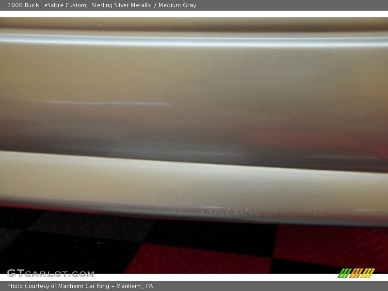Sterling Silver Metallic / Medium Gray 2000 Buick LeSabre Custom