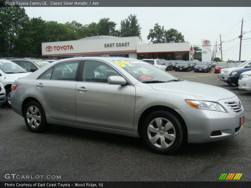 Classic Silver Metallic / Ash 2009 Toyota Camry LE