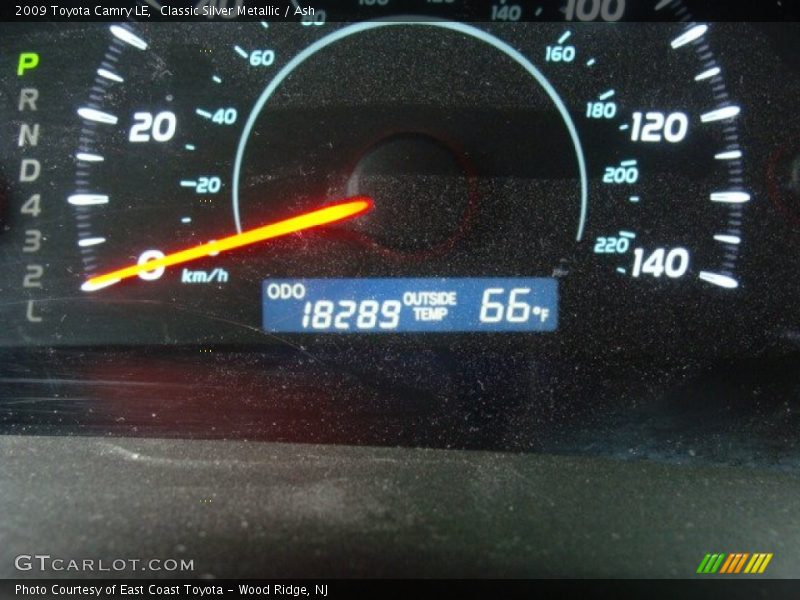 Classic Silver Metallic / Ash 2009 Toyota Camry LE