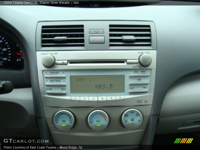 Classic Silver Metallic / Ash 2009 Toyota Camry LE