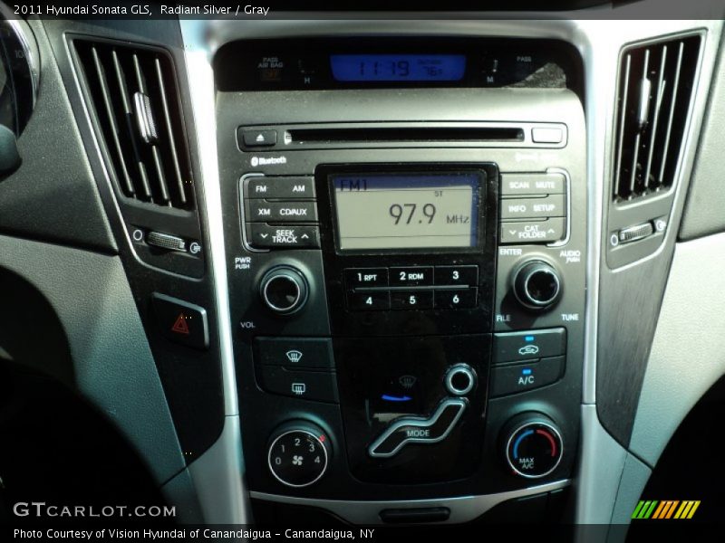 Radiant Silver / Gray 2011 Hyundai Sonata GLS