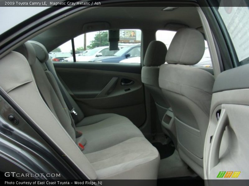 Magnetic Gray Metallic / Ash 2009 Toyota Camry LE