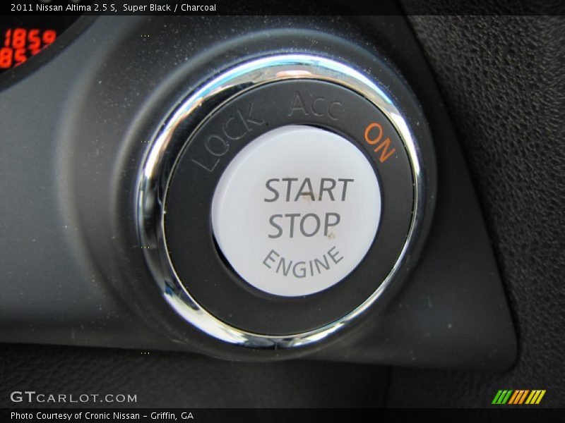 Super Black / Charcoal 2011 Nissan Altima 2.5 S