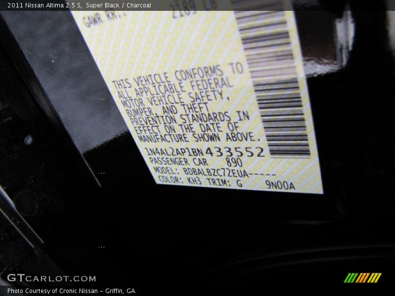 Super Black / Charcoal 2011 Nissan Altima 2.5 S