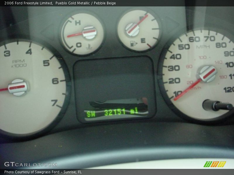 Pueblo Gold Metallic / Pebble Beige 2006 Ford Freestyle Limited