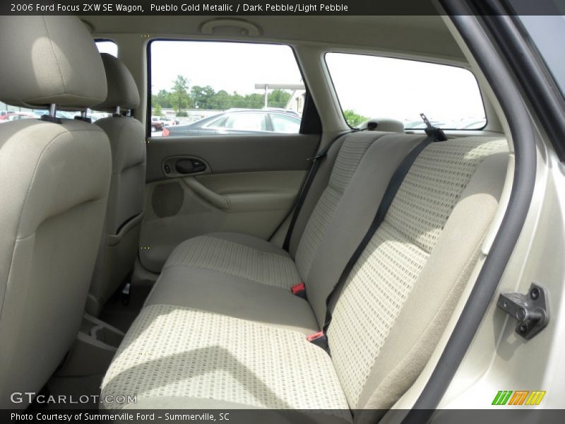  2006 Focus ZXW SE Wagon Dark Pebble/Light Pebble Interior