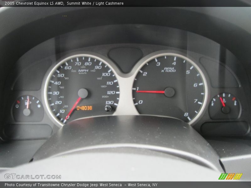 Summit White / Light Cashmere 2005 Chevrolet Equinox LS AWD