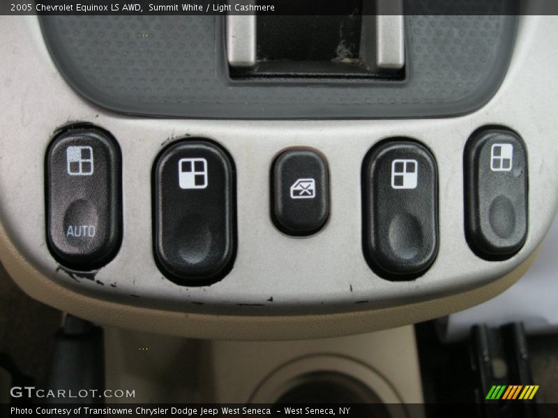 Summit White / Light Cashmere 2005 Chevrolet Equinox LS AWD
