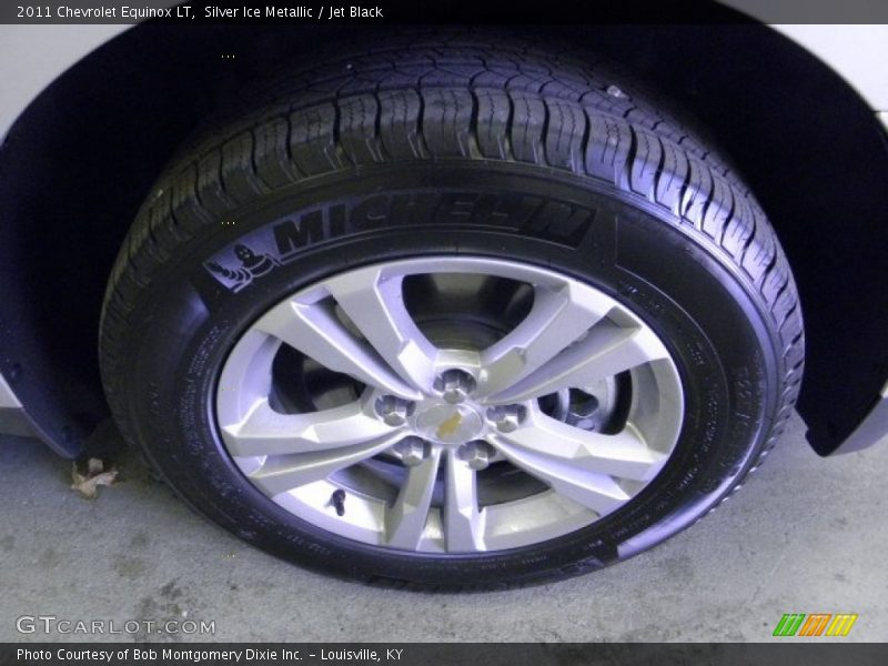 Silver Ice Metallic / Jet Black 2011 Chevrolet Equinox LT