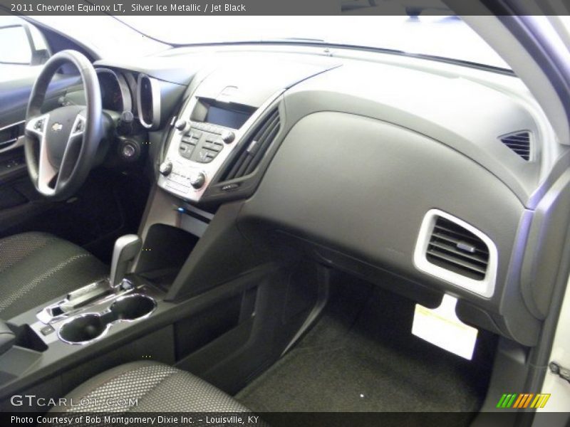 Silver Ice Metallic / Jet Black 2011 Chevrolet Equinox LT
