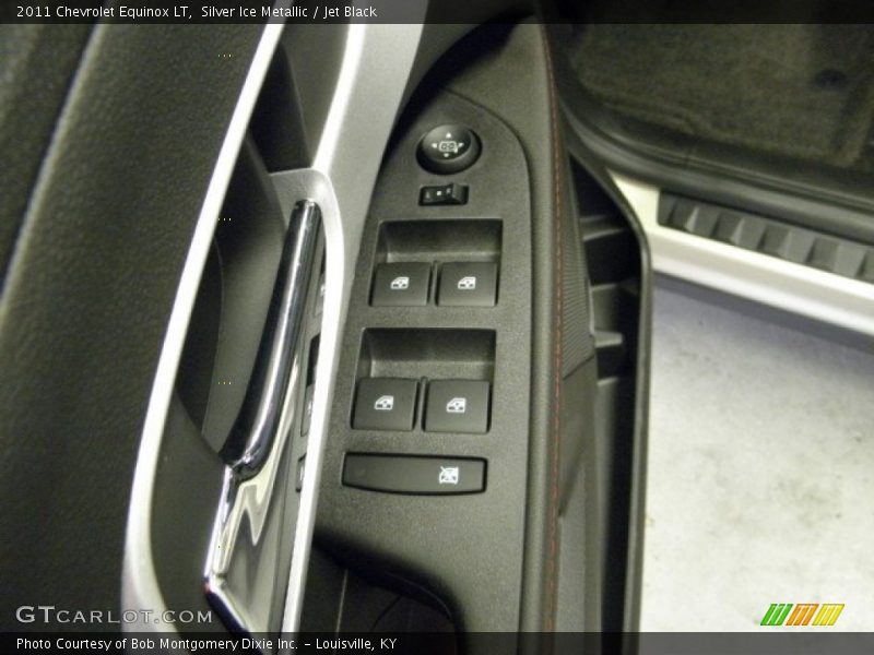 Silver Ice Metallic / Jet Black 2011 Chevrolet Equinox LT