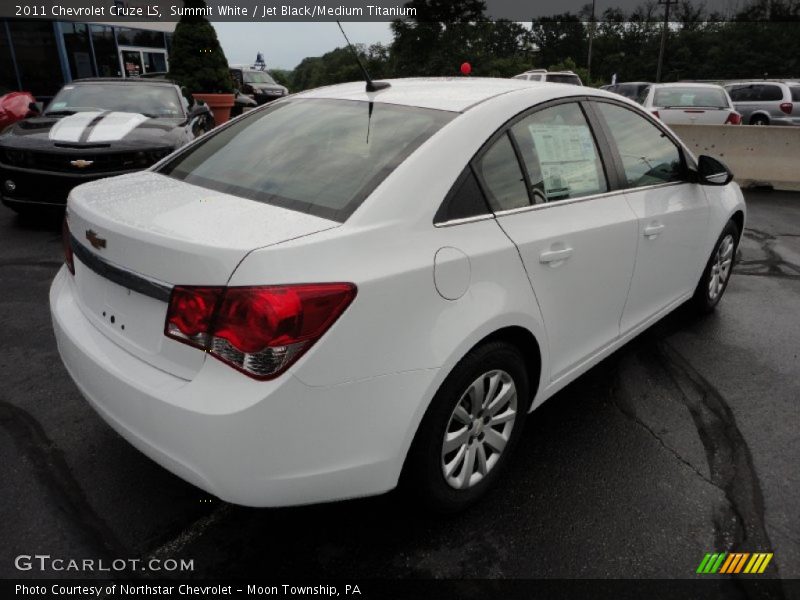 Summit White / Jet Black/Medium Titanium 2011 Chevrolet Cruze LS