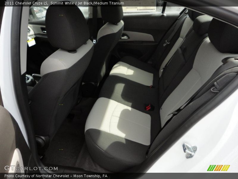Summit White / Jet Black/Medium Titanium 2011 Chevrolet Cruze LS