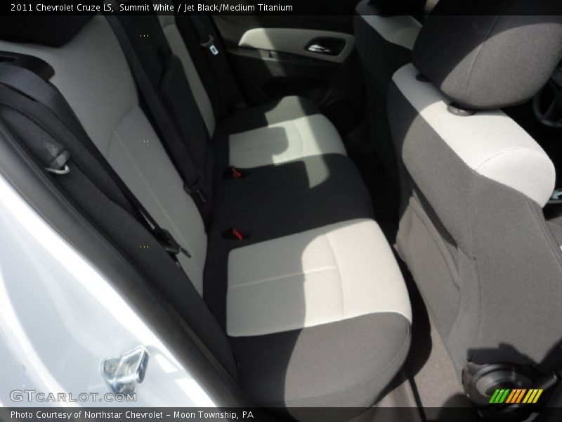 Summit White / Jet Black/Medium Titanium 2011 Chevrolet Cruze LS